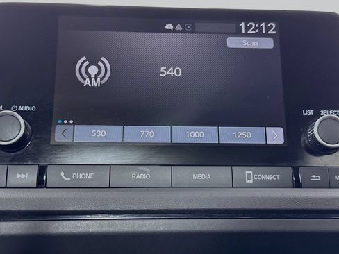 Used 2023 Honda Accord EX image 19
