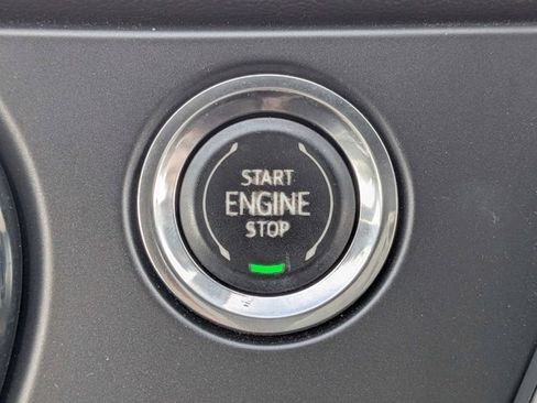 Used 2019 Chevrolet Blazer RS image 33