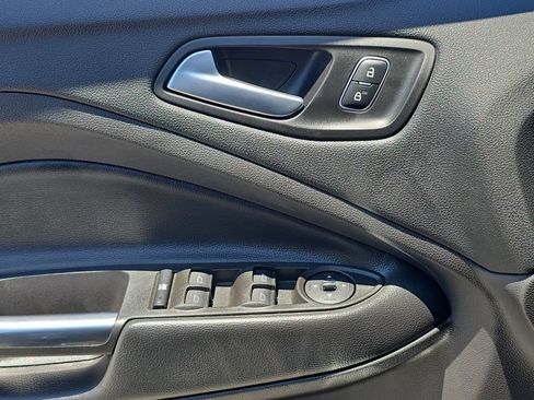 Used 2018 Ford Escape SEL AWD/4WD image 30
