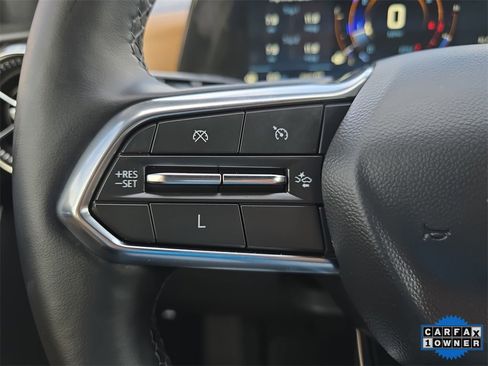 Used 2025 Chevrolet Equinox ACTIV image 17