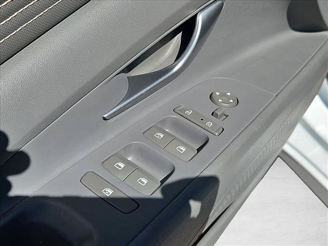 Used 2021 Hyundai Elantra SEL w/ Convenience Package FWD image 10