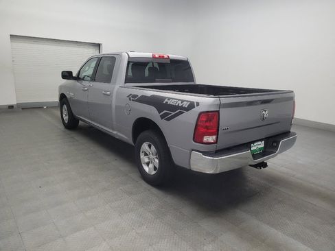 Used 2019 RAM 1500 Classic SLT RWD image 5