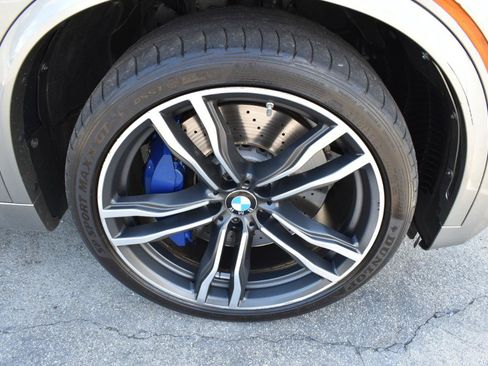 Used 2017 BMW X5 M AWD/4WD image 35