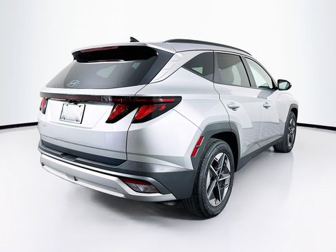 Used 2025 Hyundai Tucson SEL FWD image 9