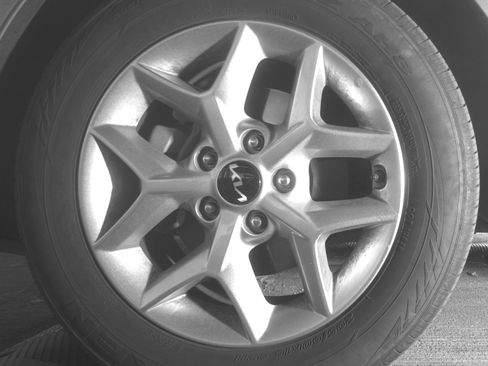 Used 2025 Kia Soul LX w/ LX Technology Package FWD image 14