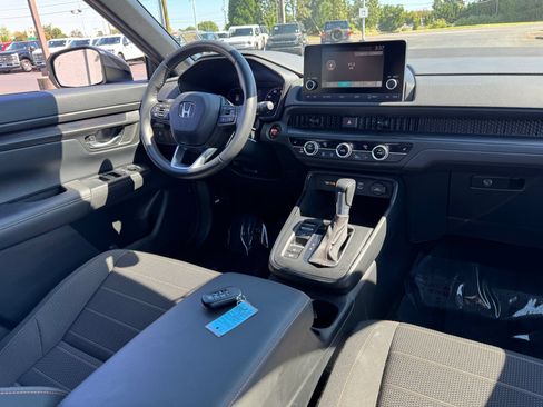 Used 2024 Honda CR-V Sport image 19