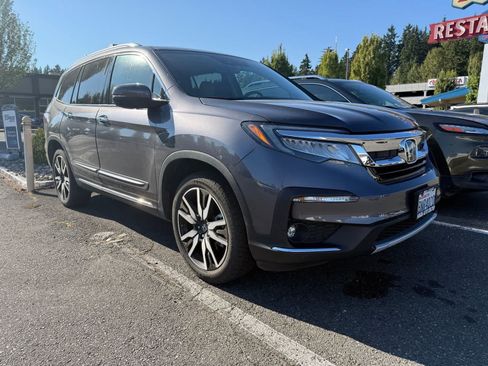 Used 2019 Honda Pilot Touring image 4