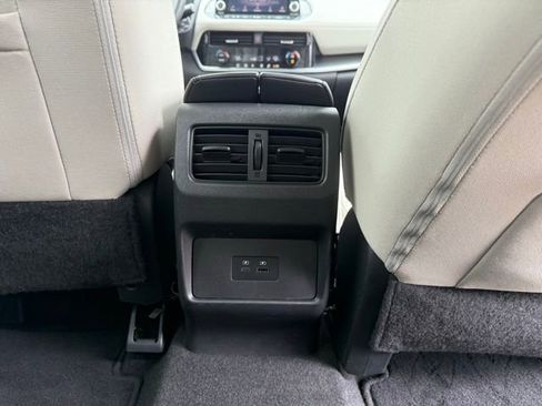 Certified 2022 Nissan Rogue SV image 25