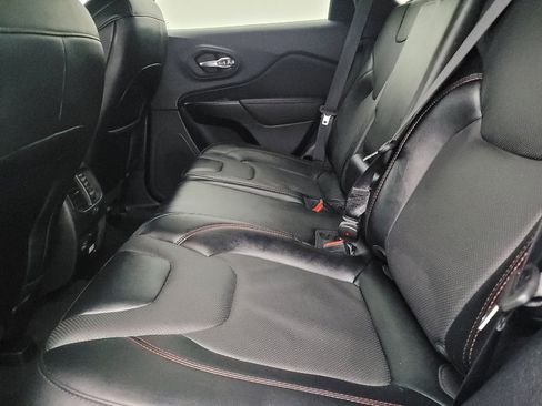 Used 2022 Jeep Cherokee Trailhawk w/ Sun, Sound & Nav Group image 18