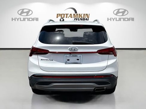 Used 2023 Hyundai Santa Fe SEL w/ Winter Weather Package image 6