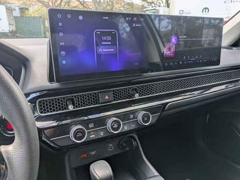 Used 2022 Honda Civic LX image 8