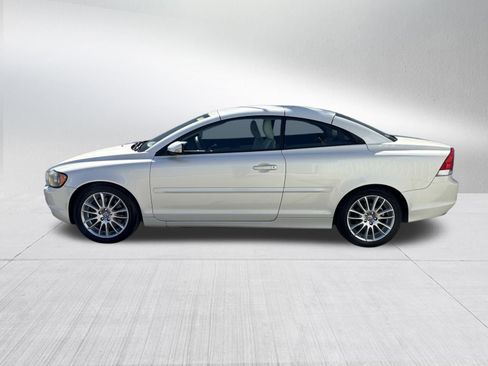 Used 2007 Volvo C70 T5 image 4