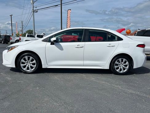 Used 2021 Toyota Corolla LE w/ Carpet Mat Package (TMS) FWD image 5