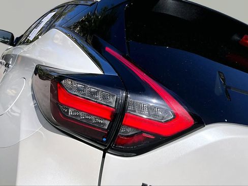 Used 2024 Nissan Murano SV w/ SV Midnight Edition Package FWD image 48
