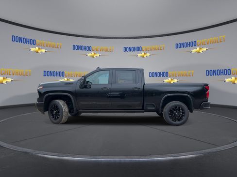 New 2026 Chevrolet Silverado 2500 High Country w/ Midnight Edition image 8