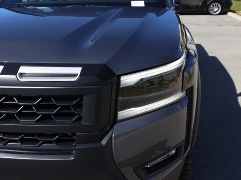 New 2026 Nissan Frontier Pro-X image 10