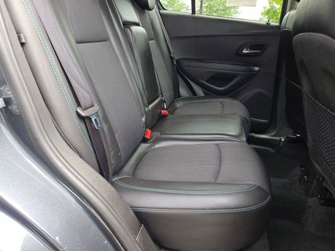 Used 2016 Chevrolet Trax LT w/ LT Convenience Package FWD image 7