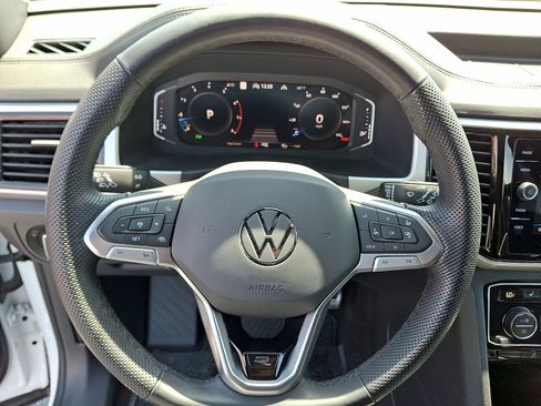 Used 2023 Volkswagen Atlas Cross Sport SEL Premium R-Line AWD/4WD image 8