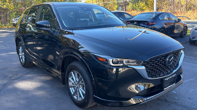 Used 2025 MAZDA CX-5 AWD 2.5 S w/ Preferred Package image 3