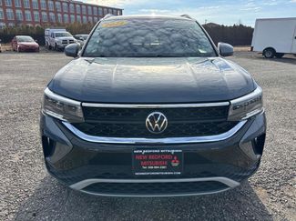 Used 2024 Volkswagen Taos SE video 2