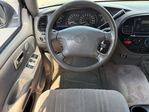 Used 2000 Toyota Tundra SR5 AWD/4WD image 17
