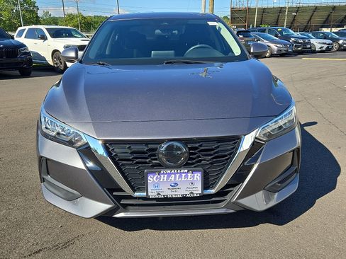 Used 2020 Nissan Sentra SV FWD image 2