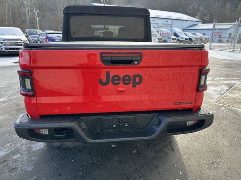 Used 2020 Jeep Gladiator Sport w/ Quick Order Package 24S image 7