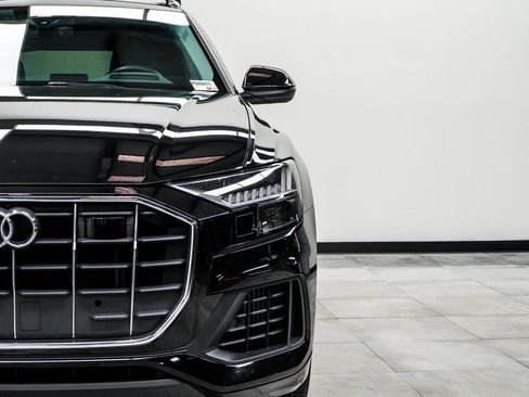 Used 2023 Audi Q8 Prestige image 4