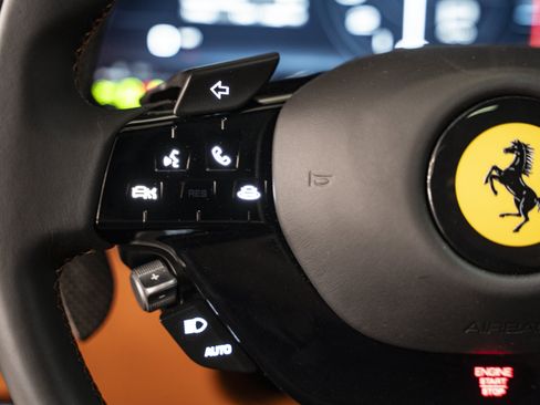 Used 2025 Ferrari 12Cilindri RWD image 33