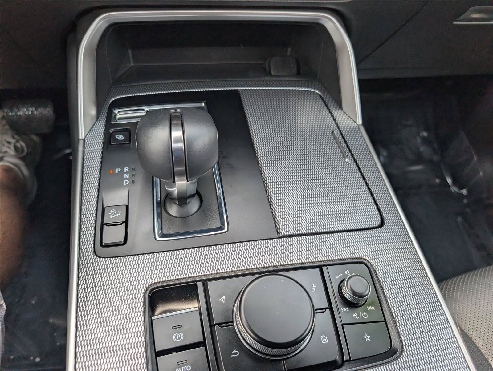 Used 2024 MAZDA CX-90 Plug-In Hybrid w/ Preferred AWD/4WD image 27