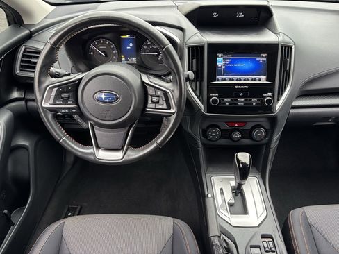 Used 2018 Subaru Crosstrek 2.0i Premium image 3