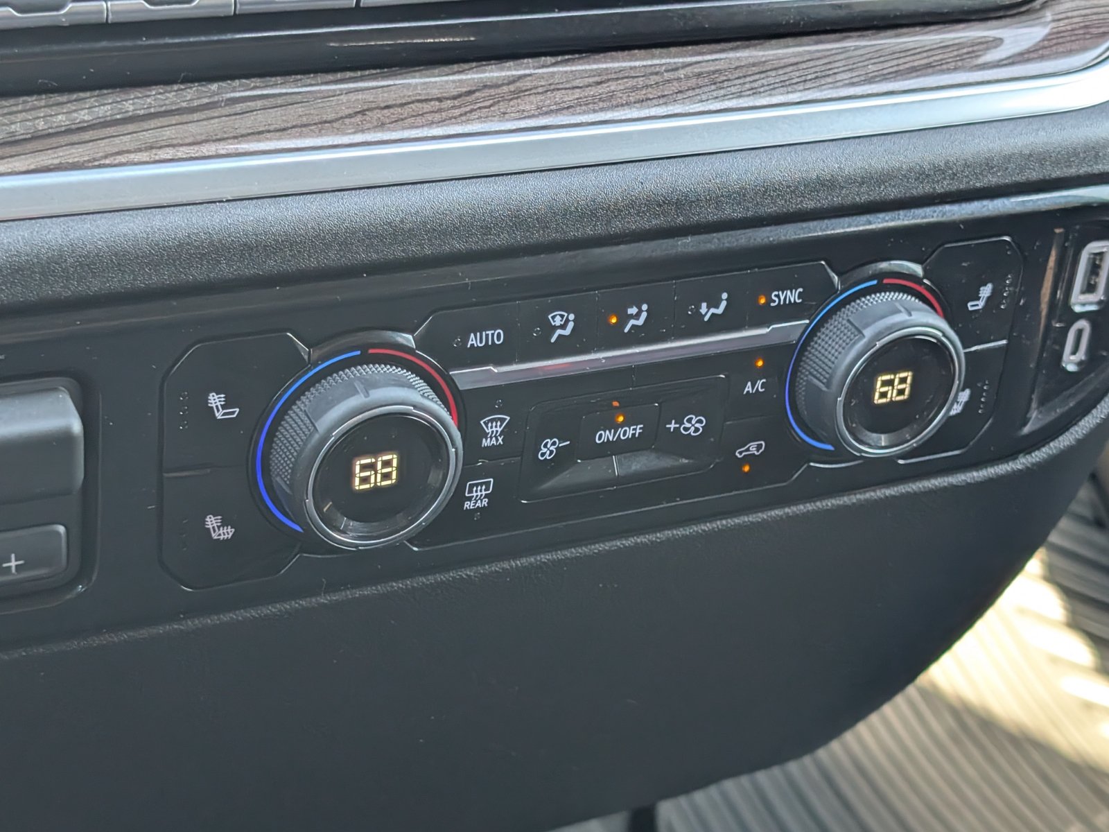 Used 2026 Chevrolet Silverado 1500 LT RWD image 17