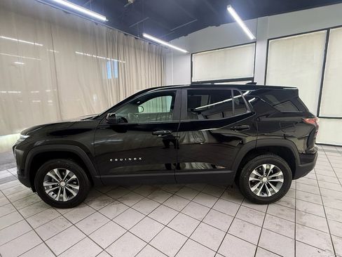 Certified 2025 Chevrolet Equinox LT FWD image 9