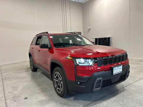 New 2026 Jeep Cherokee Laredo AWD/4WD image 4