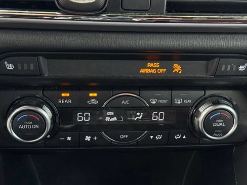 Used 2017 MAZDA CX-9 Signature AWD/4WD image 25