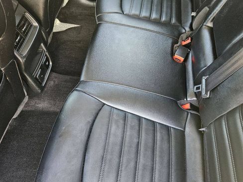 Used 2019 Ford Edge SEL w/ Equipment Group 201A AWD/4WD image 6