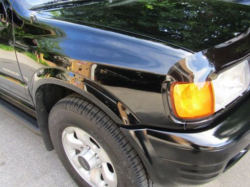 Used 1998 Isuzu Rodeo LS AWD/4WD image 25