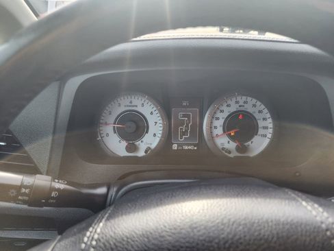 Used 2018 Toyota Sienna SE FWD image 17