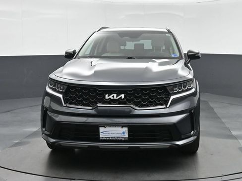 Used 2023 Kia Sorento S FWD image 2