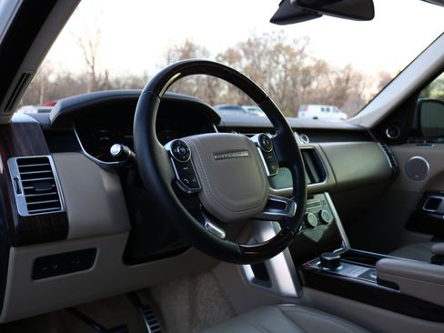 Used 2016 Land Rover Range Rover Supercharged image 23