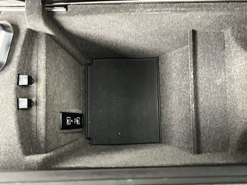 Used 2017 Mercedes-Benz GLE 43 AMG 4MATIC image 24