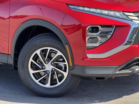 New 2025 Mitsubishi Eclipse Cross ES image 2