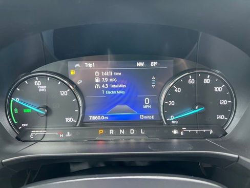 Used 2022 Ford Escape SE image 24