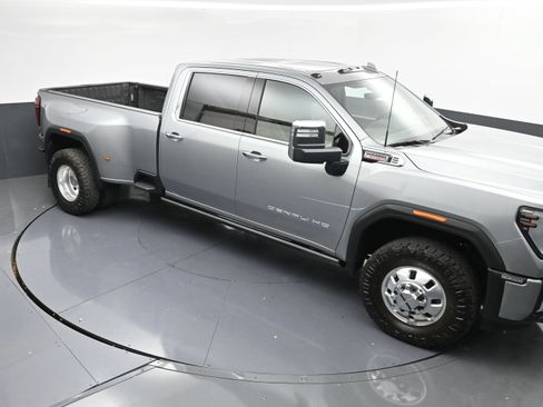 Used 2025 GMC Sierra 3500 Denali w/ Denali Reserve Package AWD/4WD image 33
