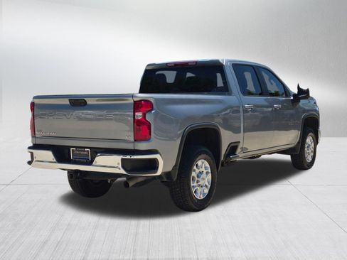 Used 2024 Chevrolet Silverado 3500 LT w/ All Star Edition AWD/4WD image 4