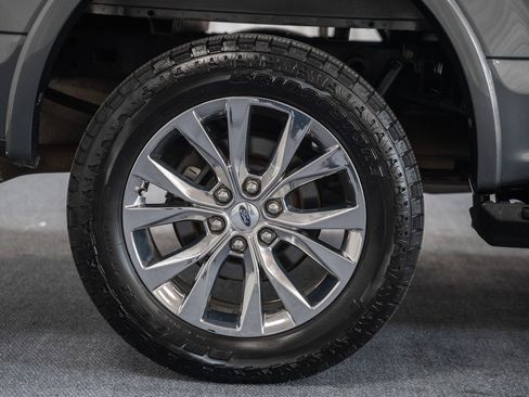 Used 2017 Ford F150 Lariat w/ Equipment Group 502A Luxury image 23