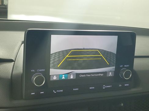 Used 2024 Honda CR-V EX image 18