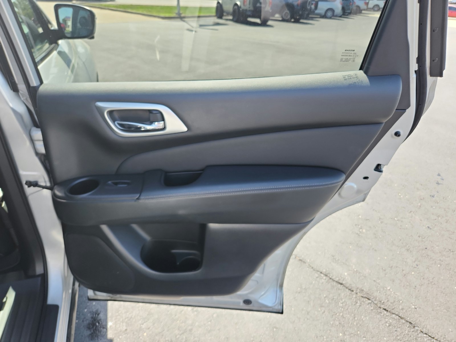 Used 2019 Nissan Pathfinder SL AWD/4WD image 76