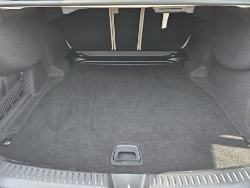 Used 2025 Mercedes-Benz E 350 Sedan image 32