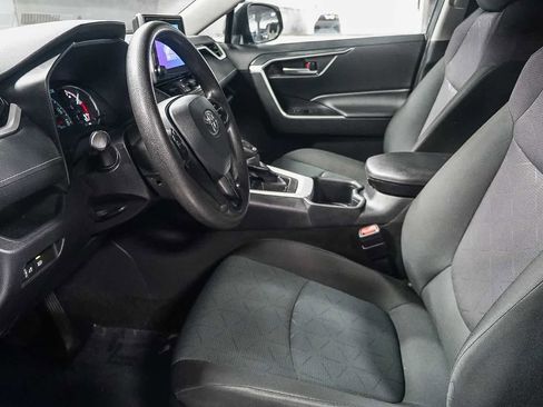 Certified 2025 Toyota RAV4 XLE image 19